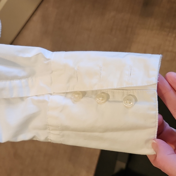 LOFT brand white button down shirt - Picture 4 of 7